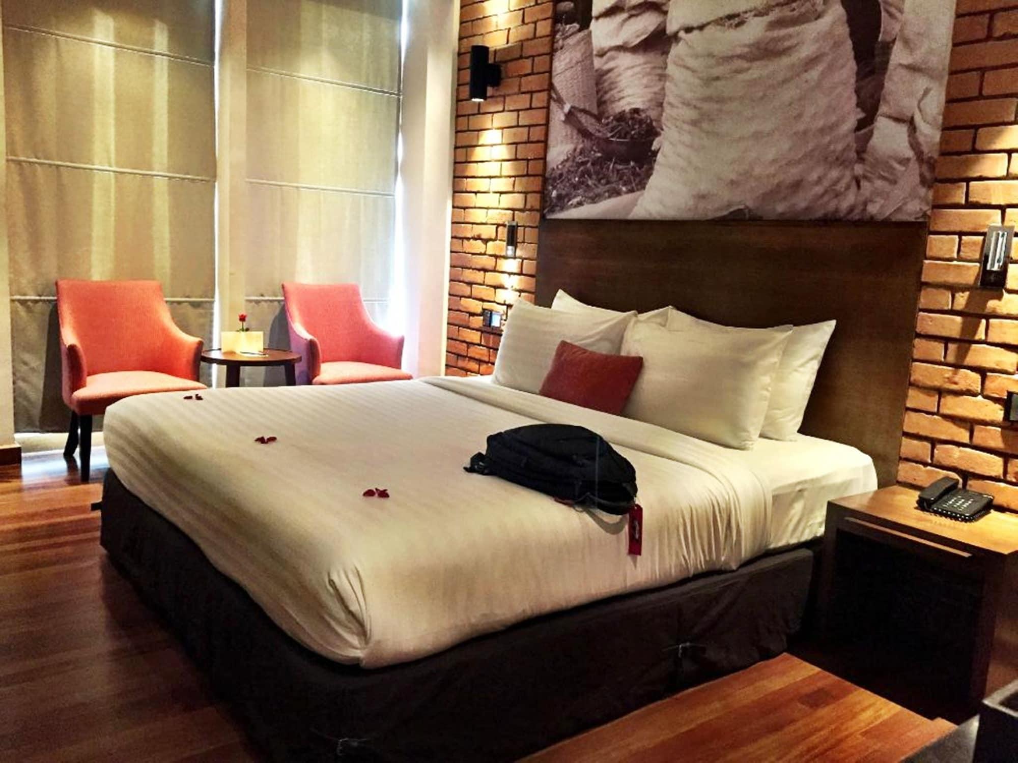 เดอะ ลอฟต์ โฮเต็ล ดาวน์ทาวน์ ย่างกุ้ง Hotel ภายนอก รูปภาพ