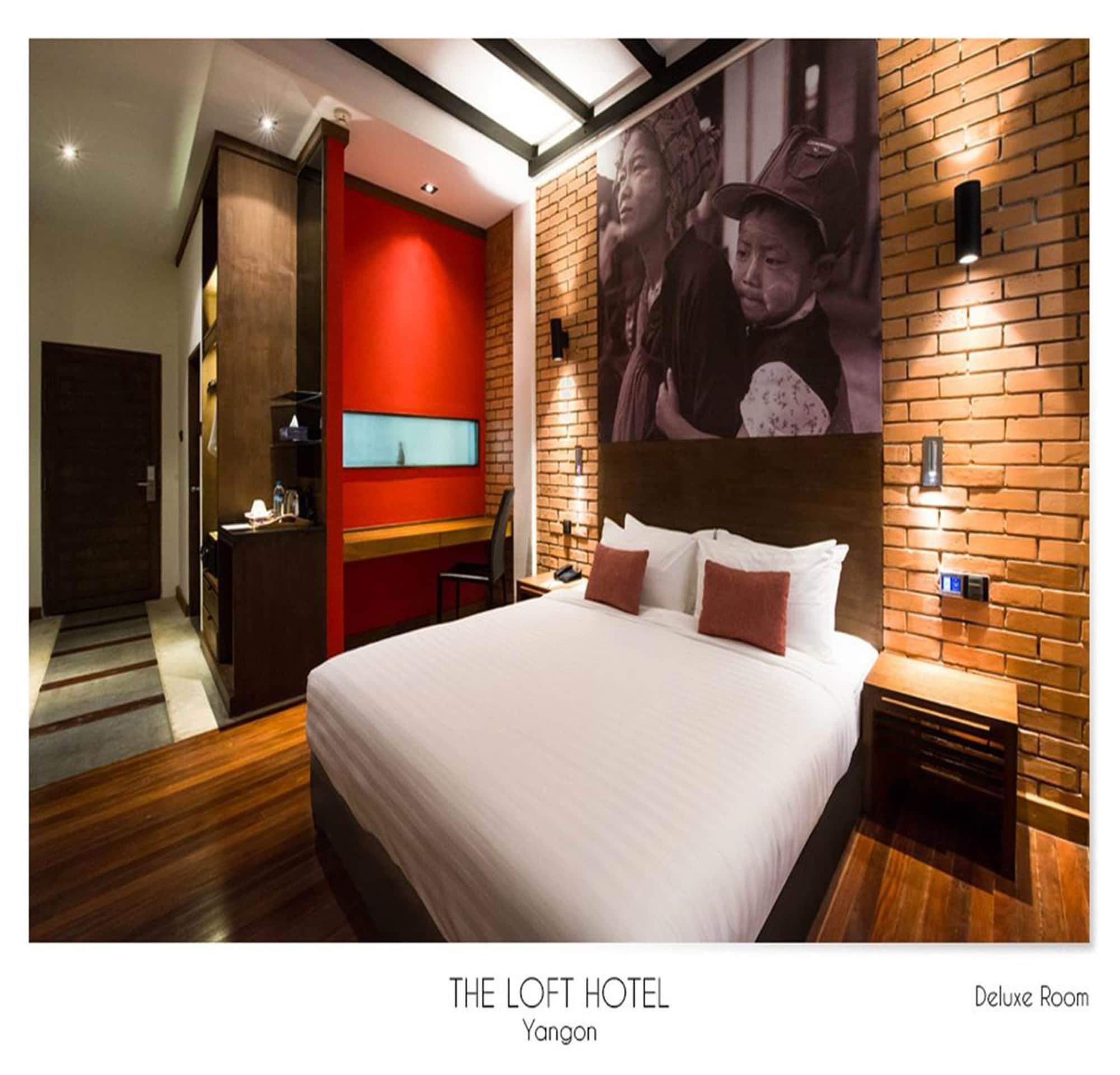 เดอะ ลอฟต์ โฮเต็ล ดาวน์ทาวน์ ย่างกุ้ง Hotel ภายนอก รูปภาพ
